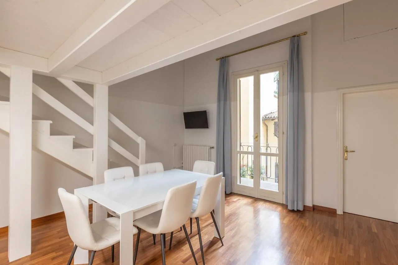 Ubaldini House, Bologna By Short Holidays Italy