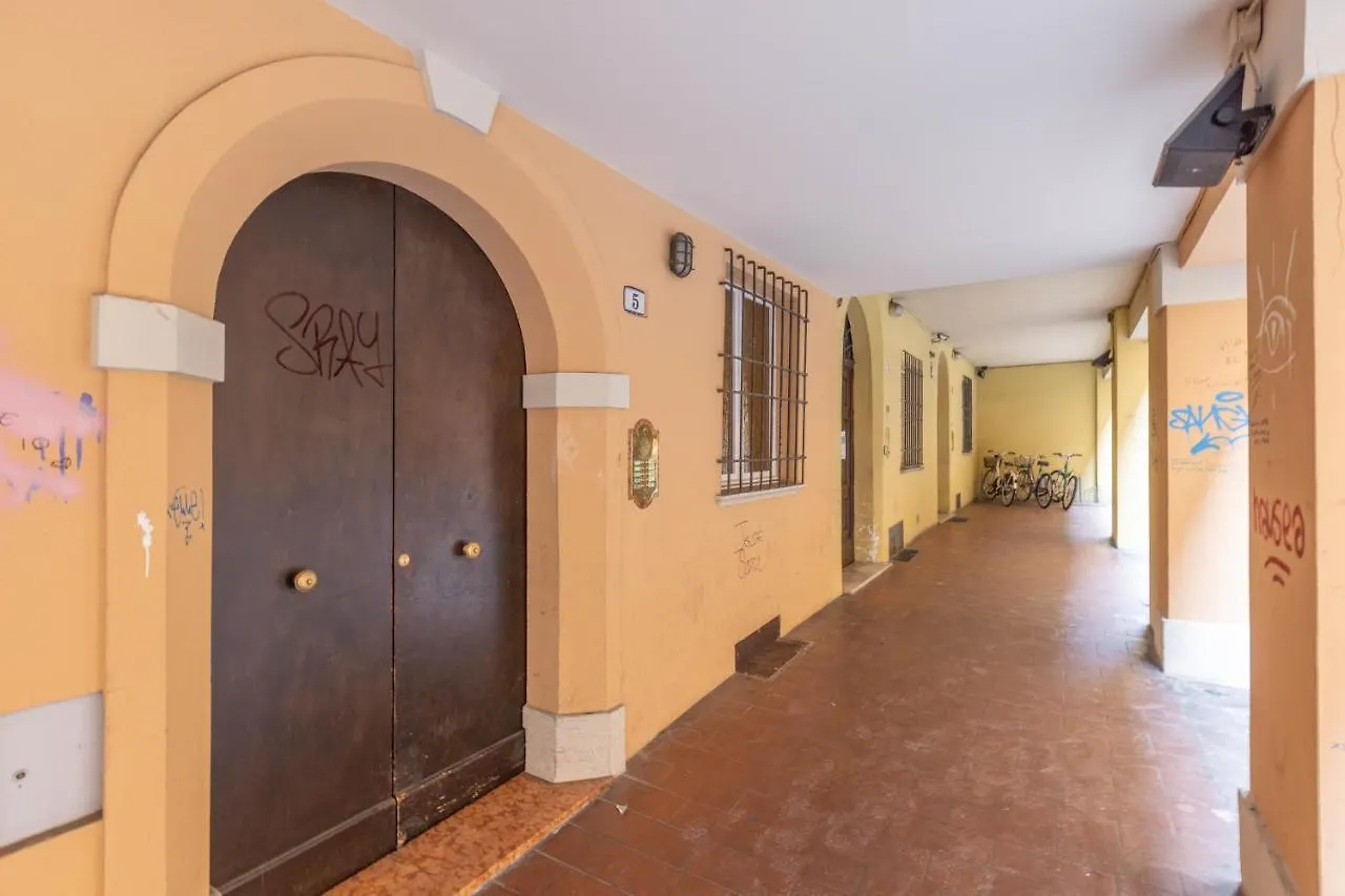 Apartment Ubaldini House, Bologna By Short Holidays